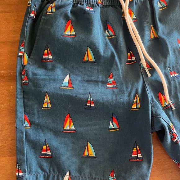 Forever 21 Short Mens Small Blue Boats Drawstring Elastic Waist 3 Pocket Bottoms - Picture 2 of 6